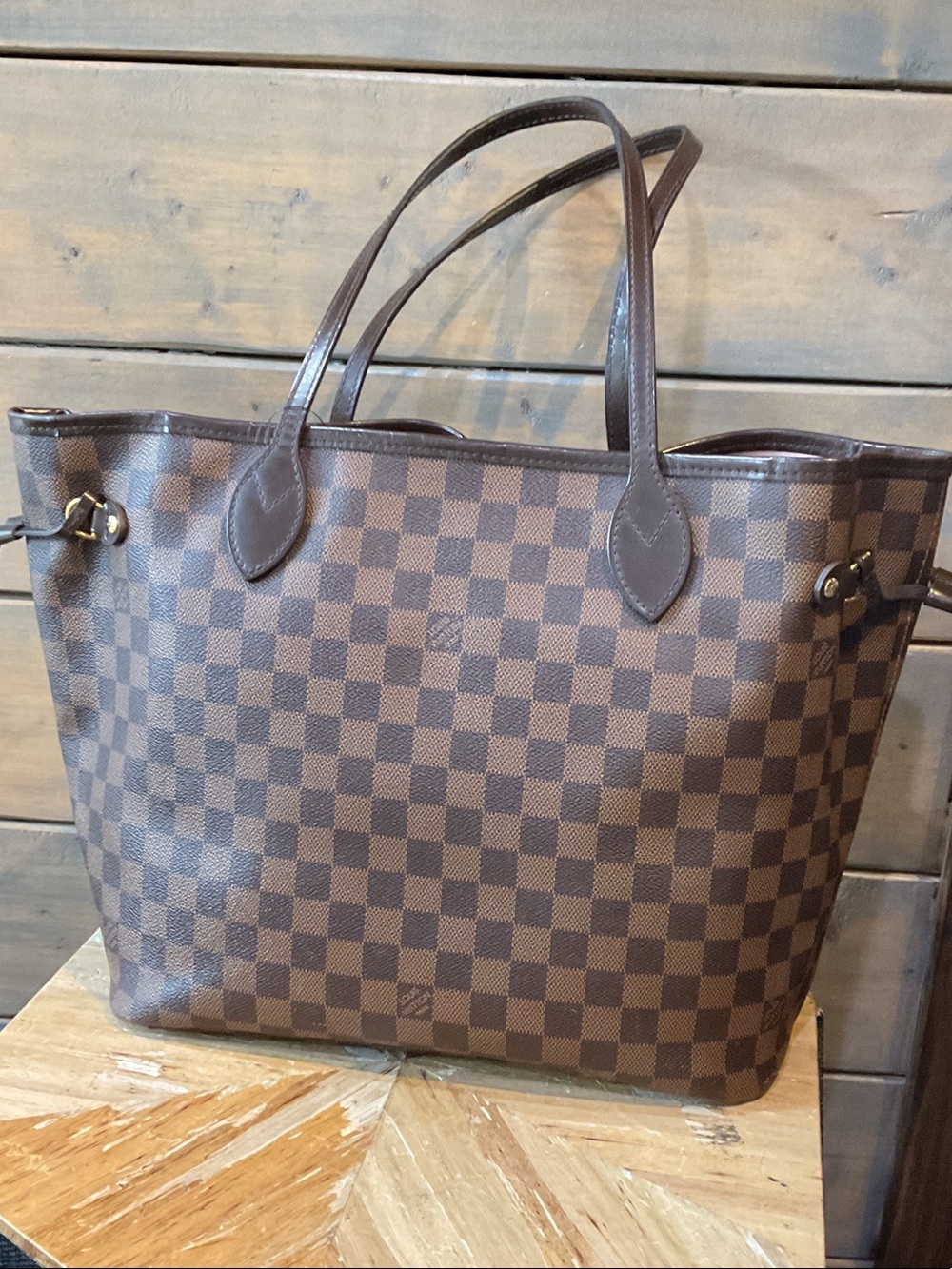 LOUIS VUITTON Brown Checkered Tote Handbag - Designer Style